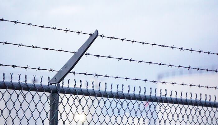 Highway Barbed Wire Protect Chain Link Fence