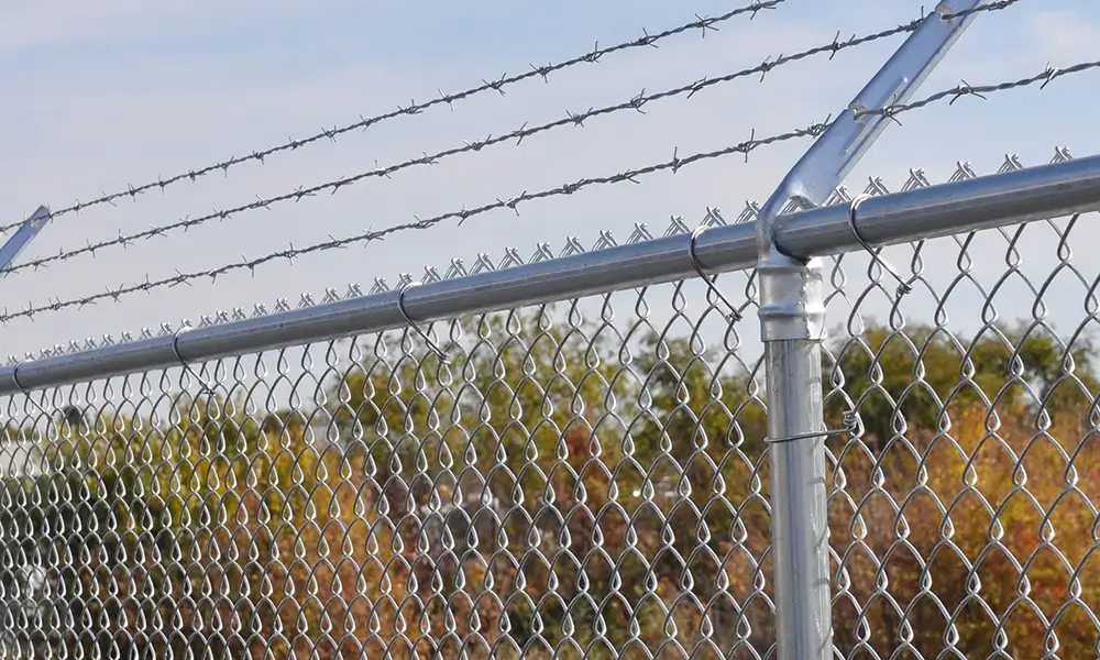 Galvanized Chain Link Fence Solution from Shengsen Metal Galvanized Chain Link Fence Solution from Shengsen Metal
