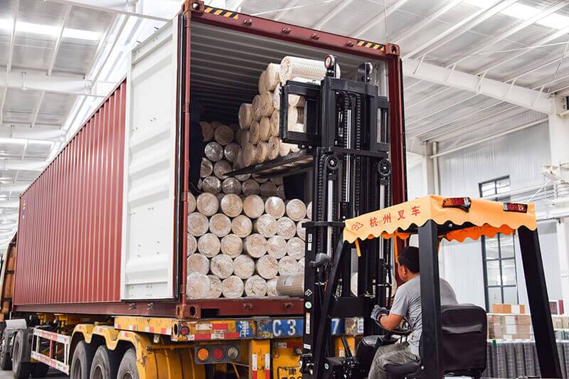 Shengsen Metal Wire Mesh Roll Loaded Into Container for Shipping Shengsen Metal Wire Mesh Roll Loaded Into Container for Shipping