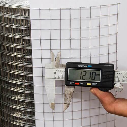 Welded Wire Mesh Roll Mesh Openning Measurement