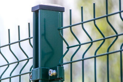 Wire Mesh Fence Surface Treatment Wire Mesh Fence Surface Treatment