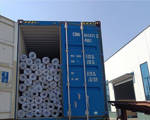 Cattle Fence Roll Loaded for Shipping to US Cattle Fence Roll Loaded for Shipping to US