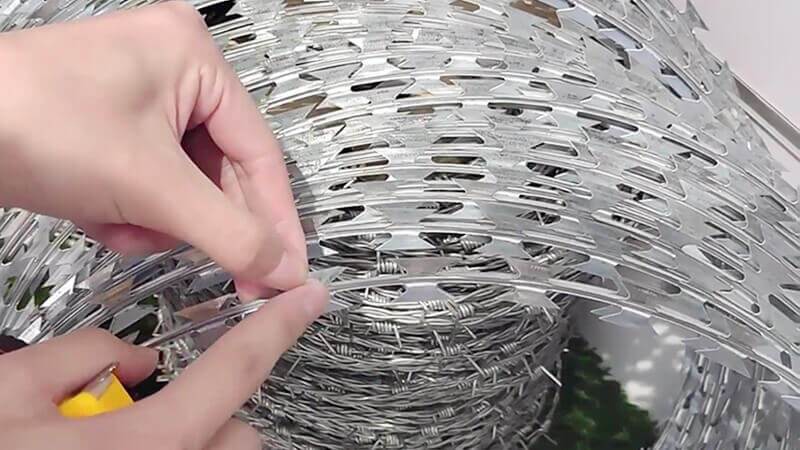 Razor Wire Wholesale Supplier Shengsen Wire Mehs