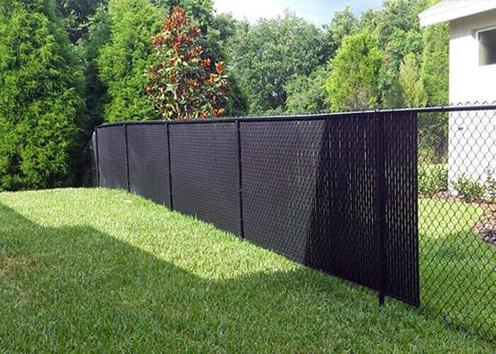 Chain Link Fence with Privacy Slats Chain Link Fence with Privacy Slats