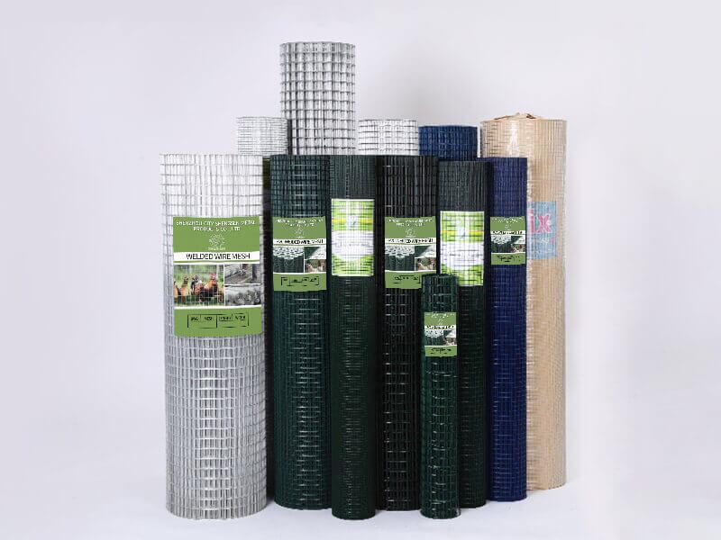 Welded Wire Mesh Roll with Custom Labels Welded Wire Mesh Roll with Custom Labels
