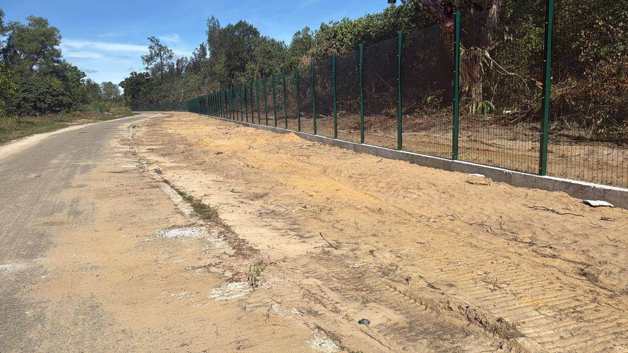 Perimeter Fence Nearing the Site's Water Edge